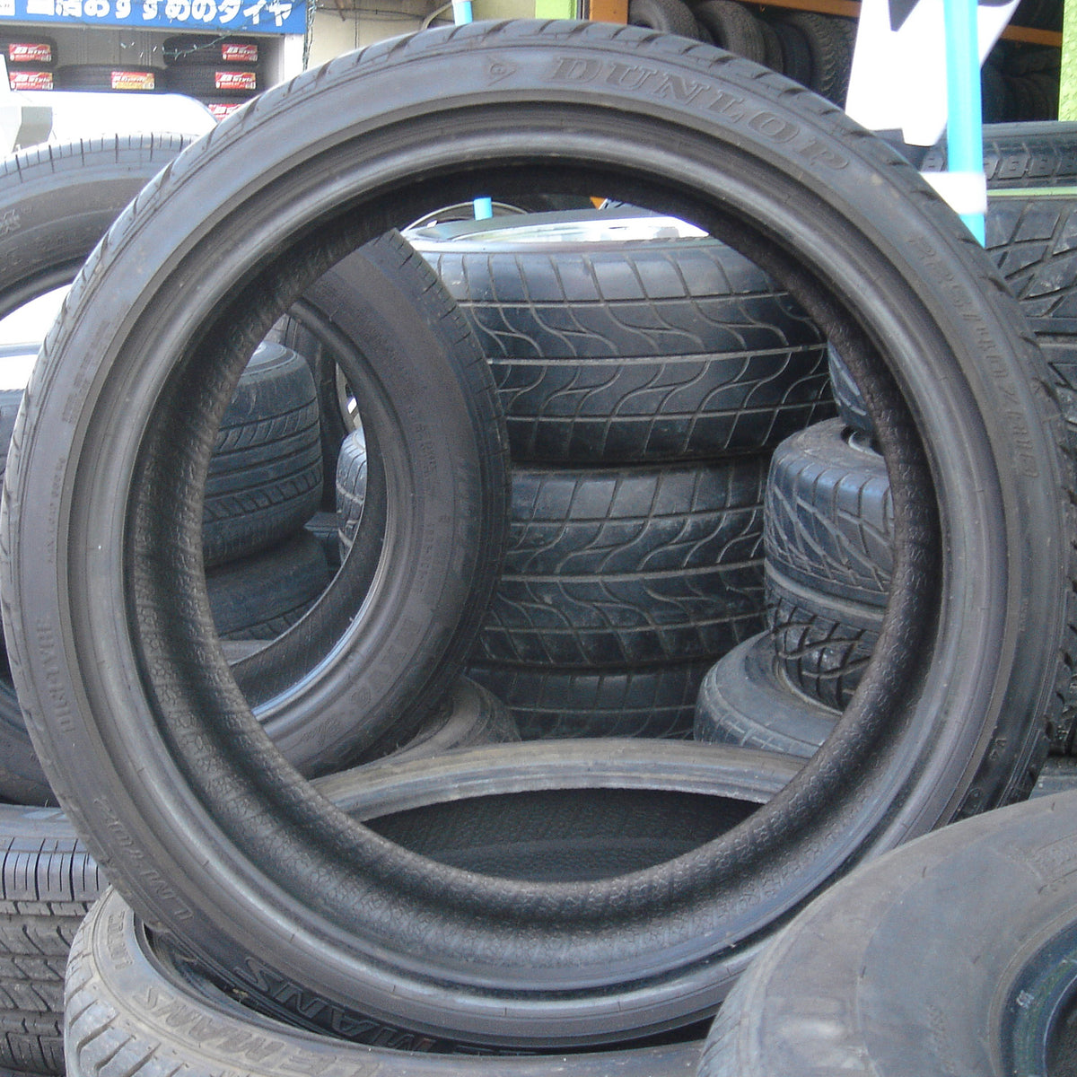 Used Tire 235/35R20